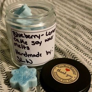 Blueberry lemon cake wax melts
